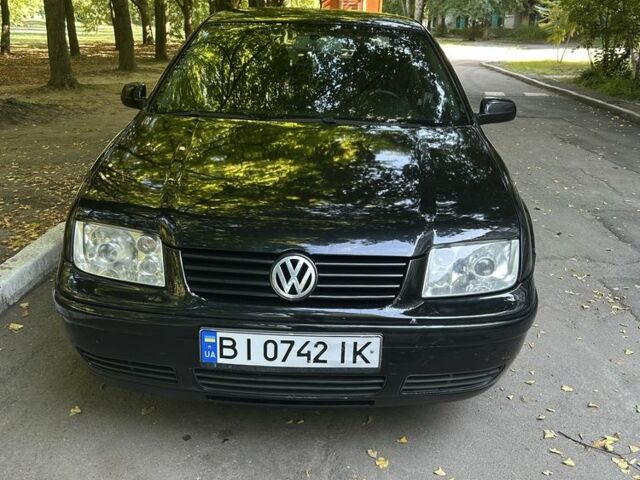 Чорний Фольксваген Бора, об'ємом двигуна 1.6 л та пробігом 259 тис. км за 3699 $, фото 1 на Automoto.ua