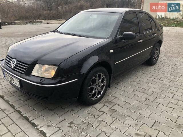 Черный Фольксваген Бора, объемом двигателя 1.6 л и пробегом 200 тыс. км за 3400 $, фото 1 на Automoto.ua