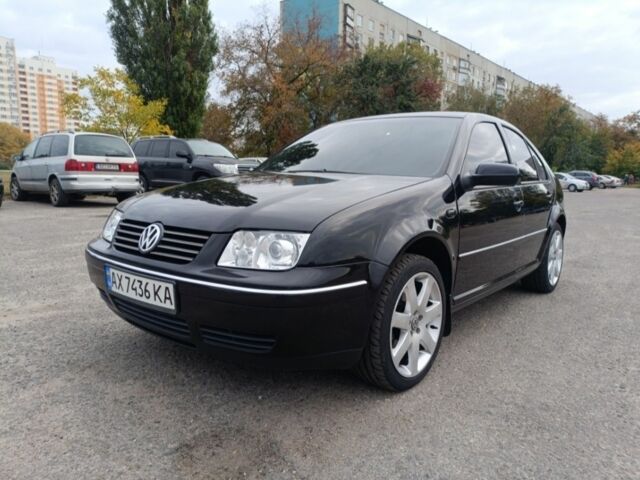 Черный Фольксваген Бора, объемом двигателя 2 л и пробегом 306 тыс. км за 5500 $, фото 1 на Automoto.ua