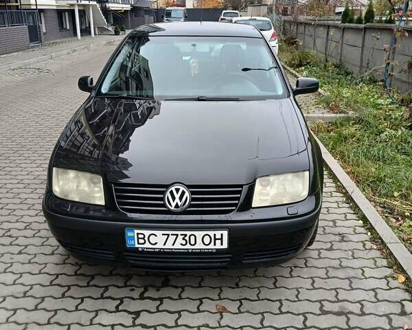Черный Фольксваген Бора, объемом двигателя 1.6 л и пробегом 233 тыс. км за 4300 $, фото 1 на Automoto.ua