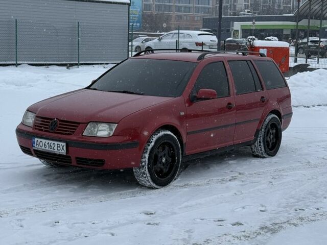 Красный Фольксваген Бора, объемом двигателя 1.9 л и пробегом 400 тыс. км за 2750 $, фото 1 на Automoto.ua
