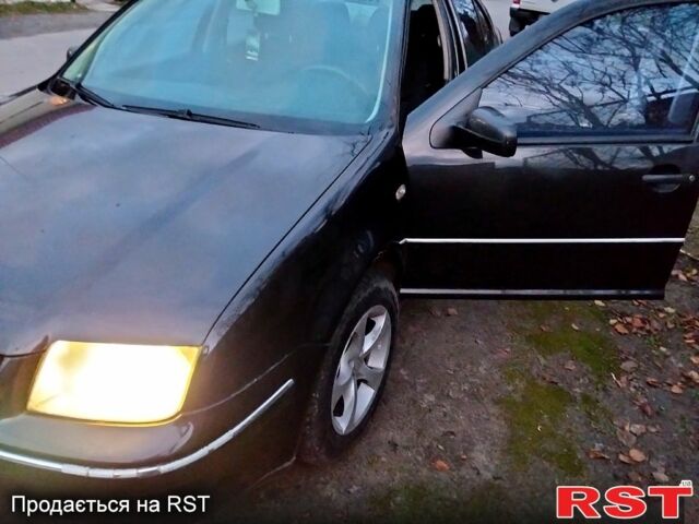 Фольксваген Бора, объемом двигателя 1.6 л и пробегом 0 тыс. км за 3200 $, фото 1 на Automoto.ua