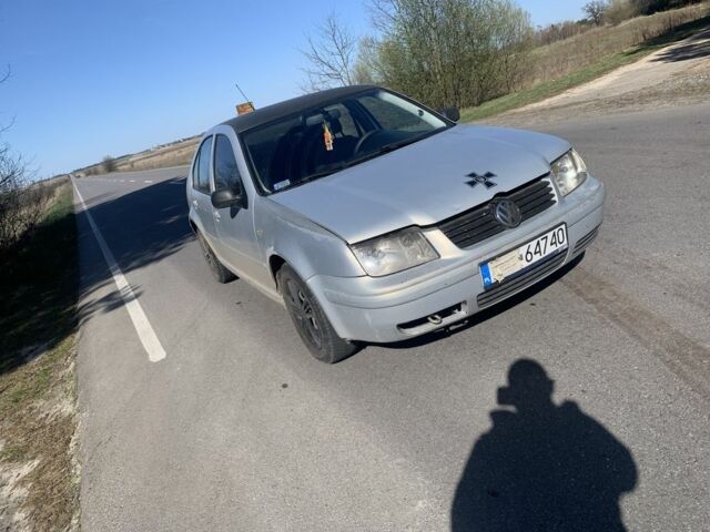 Серый Фольксваген Бора, объемом двигателя 0 л и пробегом 300 тыс. км за 1500 $, фото 1 на Automoto.ua