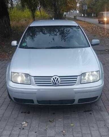 Сірий Фольксваген Бора, об'ємом двигуна 1.6 л та пробігом 310 тис. км за 3700 $, фото 1 на Automoto.ua