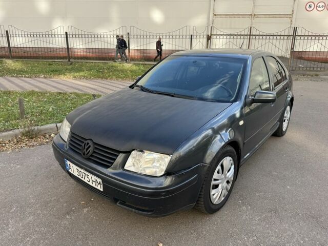 Серый Фольксваген Бора, объемом двигателя 2 л и пробегом 330 тыс. км за 2800 $, фото 1 на Automoto.ua