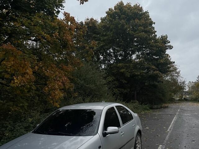 Сірий Фольксваген Бора, об'ємом двигуна 1.6 л та пробігом 3 тис. км за 3400 $, фото 1 на Automoto.ua