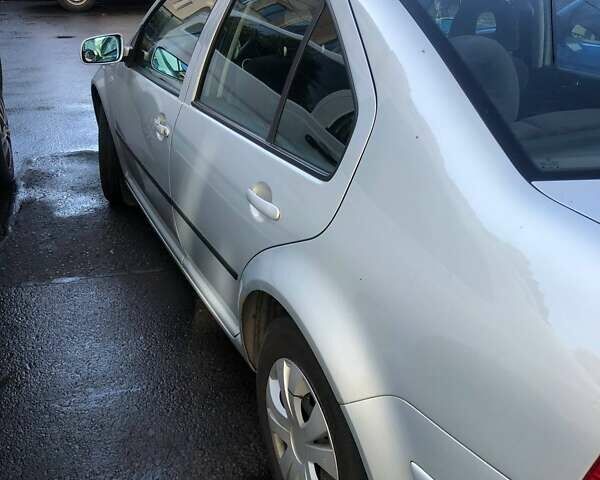 Сірий Фольксваген Бора, об'ємом двигуна 1.6 л та пробігом 180 тис. км за 4200 $, фото 1 на Automoto.ua