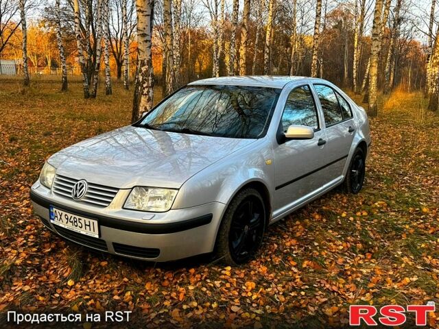 Серый Фольксваген Бора, объемом двигателя 1.6 л и пробегом 184 тыс. км за 4900 $, фото 1 на Automoto.ua