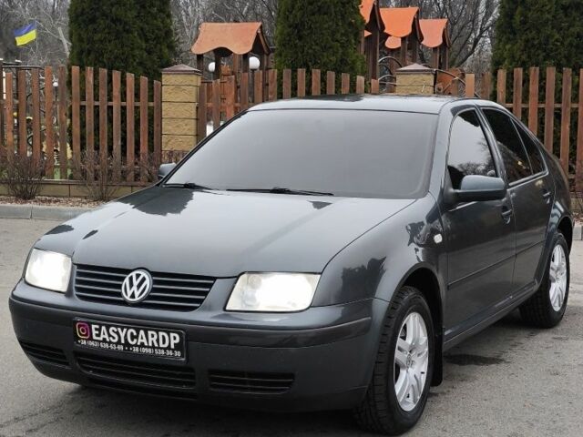 Сірий Фольксваген Бора, об'ємом двигуна 0 л та пробігом 300 тис. км за 3250 $, фото 1 на Automoto.ua