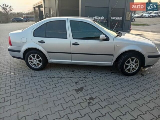 Серый Фольксваген Бора, объемом двигателя 1.39 л и пробегом 280 тыс. км за 2777 $, фото 1 на Automoto.ua