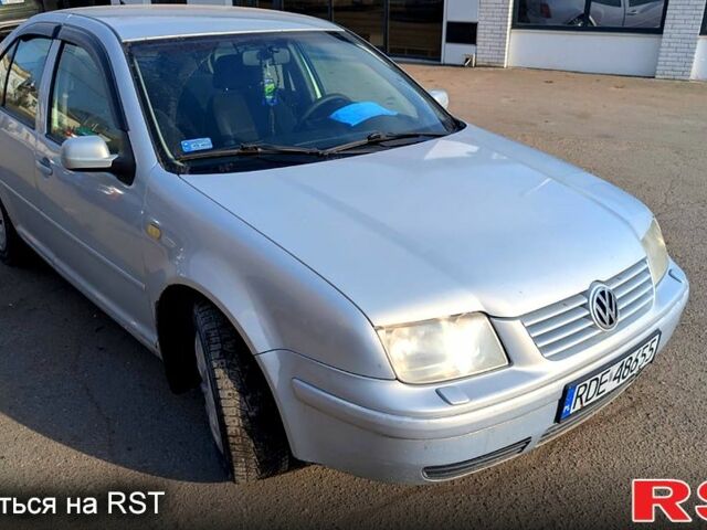 Серый Фольксваген Бора, объемом двигателя 1.9 л и пробегом 249 тыс. км за 2300 $, фото 1 на Automoto.ua