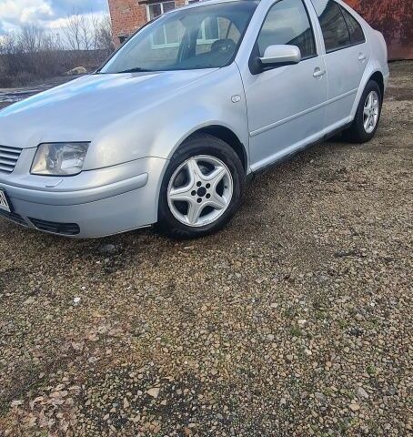 Серый Фольксваген Бора, объемом двигателя 1.9 л и пробегом 305 тыс. км за 2800 $, фото 1 на Automoto.ua