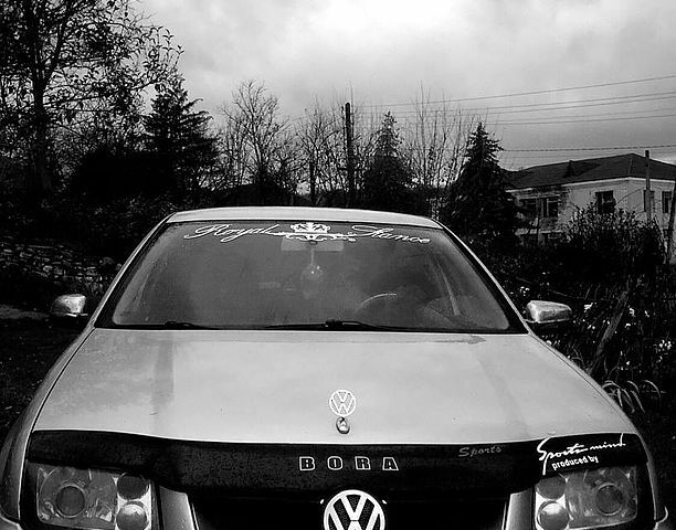 Серый Фольксваген Бора, объемом двигателя 2 л и пробегом 400 тыс. км за 3000 $, фото 1 на Automoto.ua