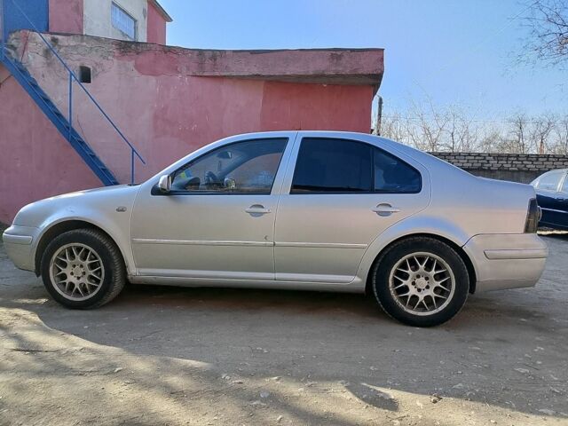 Серый Фольксваген Бора, объемом двигателя 1.6 л и пробегом 246 тыс. км за 2100 $, фото 1 на Automoto.ua