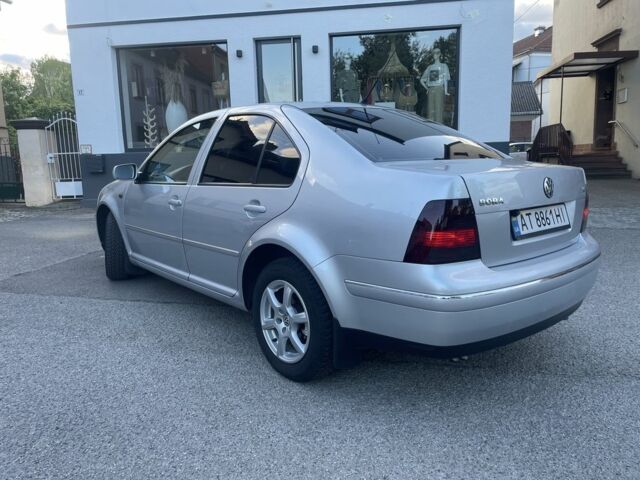 Сірий Фольксваген Бора, об'ємом двигуна 1.6 л та пробігом 243 тис. км за 3700 $, фото 1 на Automoto.ua