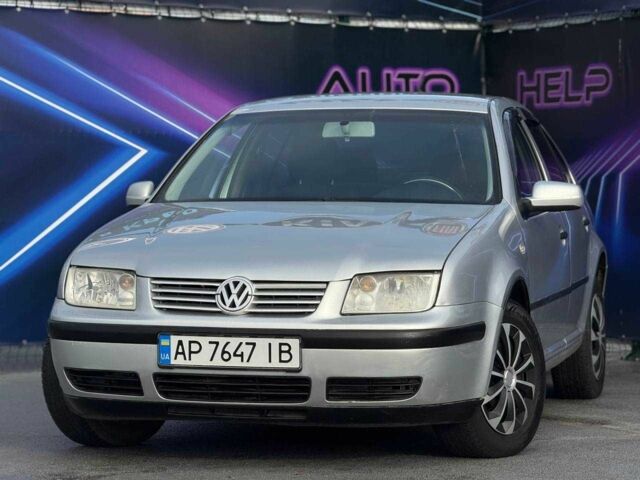 Сірий Фольксваген Бора, об'ємом двигуна 1.6 л та пробігом 209 тис. км за 3299 $, фото 1 на Automoto.ua