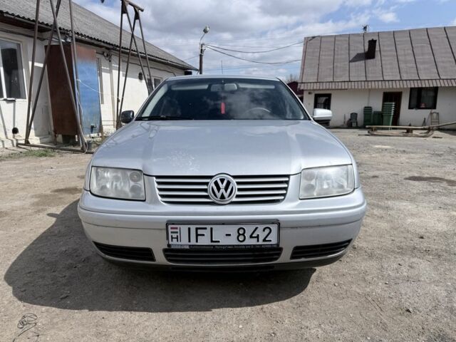 Серый Фольксваген Бора, объемом двигателя 1.6 л и пробегом 270 тыс. км за 1500 $, фото 1 на Automoto.ua