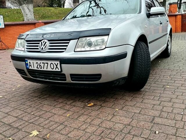 Сірий Фольксваген Бора, об'ємом двигуна 1.6 л та пробігом 270 тис. км за 3999 $, фото 1 на Automoto.ua
