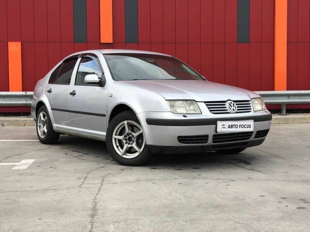 Серый Фольксваген Бора, объемом двигателя 0 л и пробегом 242 тыс. км за 4190 $, фото 1 на Automoto.ua