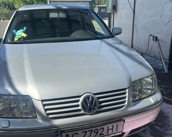 Сірий Фольксваген Бора, об'ємом двигуна 1.6 л та пробігом 218 тис. км за 3200 $, фото 1 на Automoto.ua