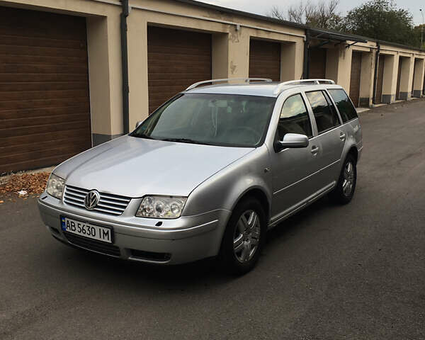 Серый Фольксваген Бора, объемом двигателя 1.9 л и пробегом 282 тыс. км за 3900 $, фото 1 на Automoto.ua