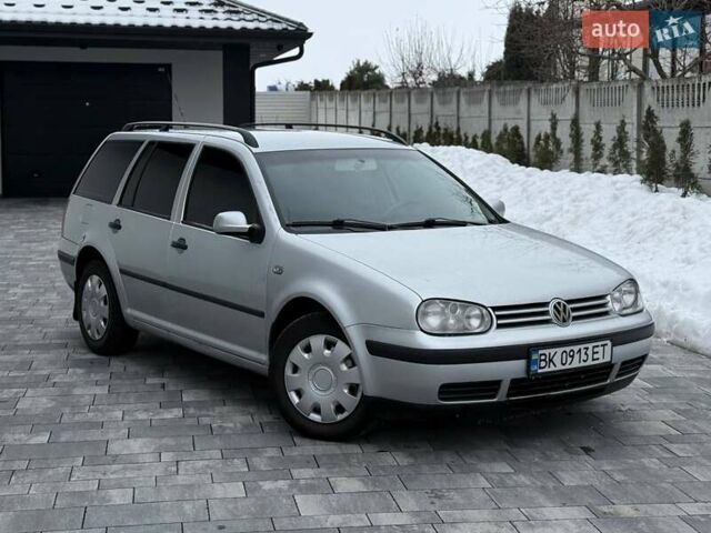 Сірий Фольксваген Бора, об'ємом двигуна 1.6 л та пробігом 279 тис. км за 2999 $, фото 1 на Automoto.ua