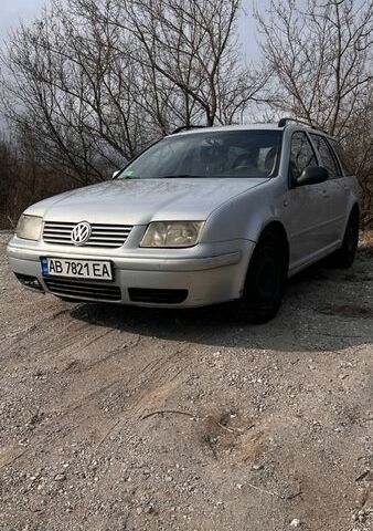 Серый Фольксваген Бора, объемом двигателя 1.9 л и пробегом 300 тыс. км за 2500 $, фото 1 на Automoto.ua