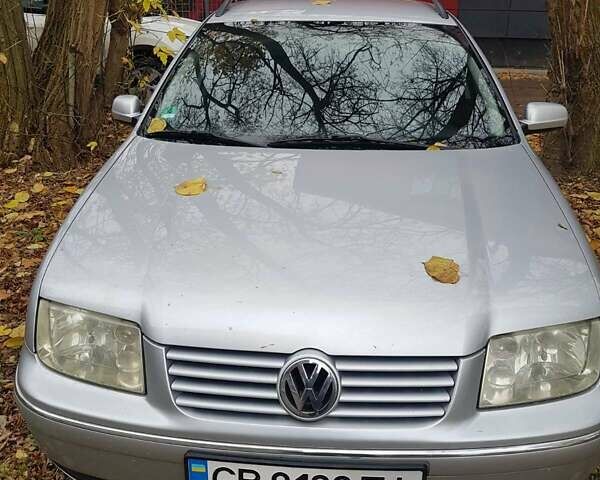 Серый Фольксваген Бора, объемом двигателя 1.6 л и пробегом 250 тыс. км за 5000 $, фото 1 на Automoto.ua