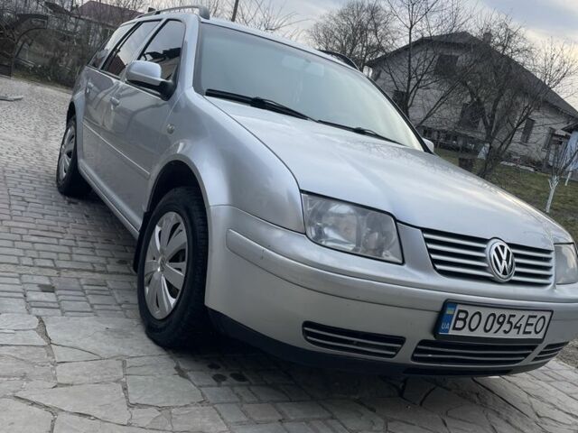 Серый Фольксваген Бора, объемом двигателя 1.6 л и пробегом 336 тыс. км за 3950 $, фото 1 на Automoto.ua