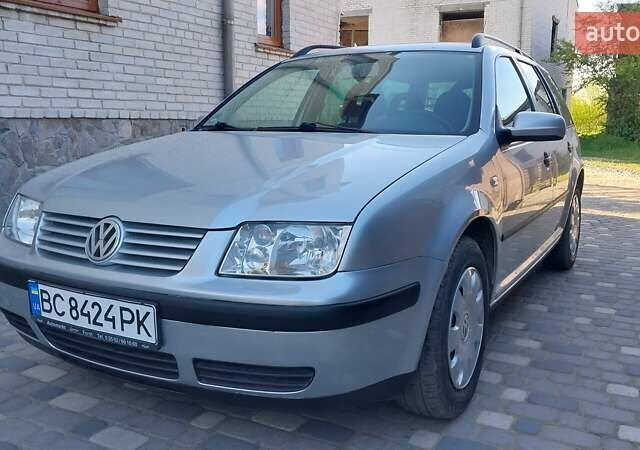 Серый Фольксваген Бора, объемом двигателя 1.6 л и пробегом 226 тыс. км за 5100 $, фото 1 на Automoto.ua