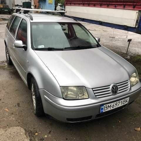 Серый Фольксваген Бора, объемом двигателя 1.6 л и пробегом 190 тыс. км за 4211 $, фото 1 на Automoto.ua