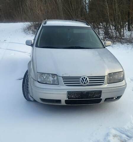 Серый Фольксваген Бора, объемом двигателя 1.9 л и пробегом 450 тыс. км за 2100 $, фото 1 на Automoto.ua
