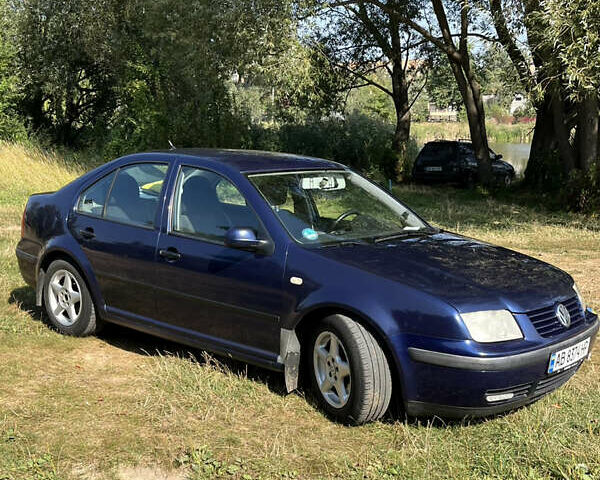 Синій Фольксваген Бора, об'ємом двигуна 1.6 л та пробігом 315 тис. км за 3300 $, фото 1 на Automoto.ua