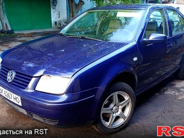 Синій Фольксваген Бора, об'ємом двигуна 1.6 л та пробігом 399 тис. км за 3250 $, фото 1 на Automoto.ua