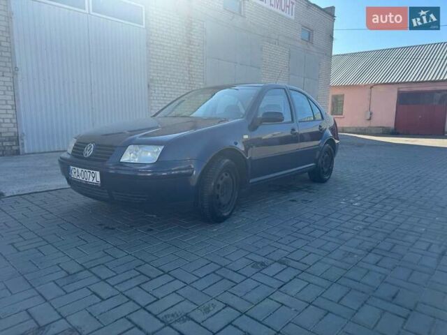 Синій Фольксваген Бора, об'ємом двигуна 2 л та пробігом 281 тис. км за 1800 $, фото 1 на Automoto.ua