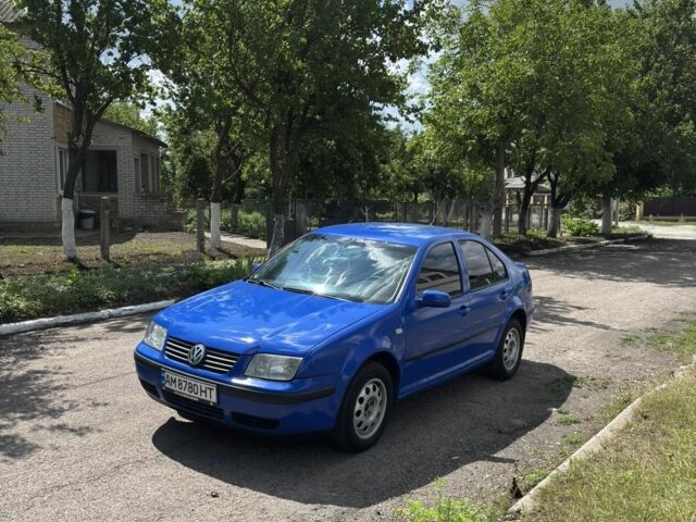 Синій Фольксваген Бора, об'ємом двигуна 1.6 л та пробігом 27 тис. км за 2700 $, фото 1 на Automoto.ua