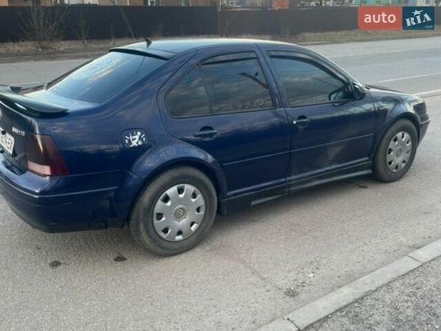 Синий Фольксваген Бора, объемом двигателя 1.6 л и пробегом 320 тыс. км за 3100 $, фото 1 на Automoto.ua