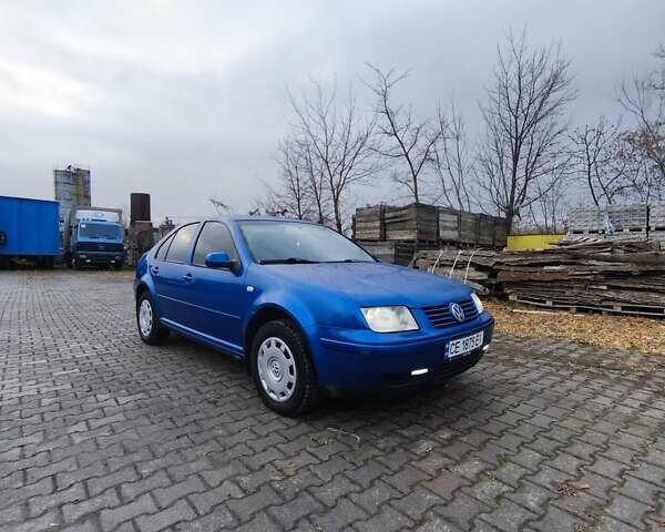 Синий Фольксваген Бора, объемом двигателя 1.6 л и пробегом 244 тыс. км за 3650 $, фото 1 на Automoto.ua