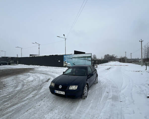 Синій Фольксваген Бора, об'ємом двигуна 1.39 л та пробігом 263 тис. км за 3200 $, фото 1 на Automoto.ua
