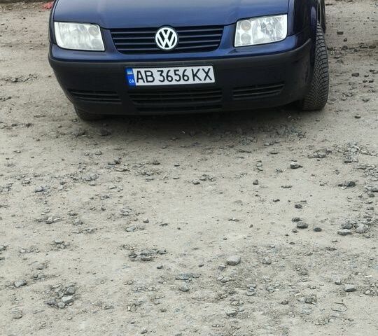 Синій Фольксваген Бора, об'ємом двигуна 1.6 л та пробігом 230 тис. км за 5200 $, фото 1 на Automoto.ua