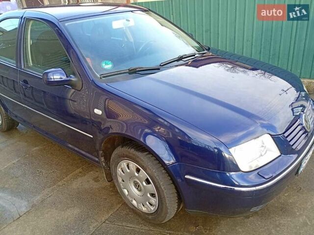 Синий Фольксваген Бора, объемом двигателя 1.6 л и пробегом 162 тыс. км за 4500 $, фото 1 на Automoto.ua