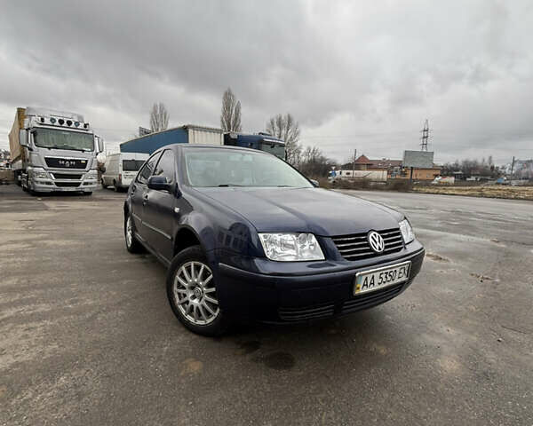 Синий Фольксваген Бора, объемом двигателя 1.6 л и пробегом 219 тыс. км за 2600 $, фото 1 на Automoto.ua