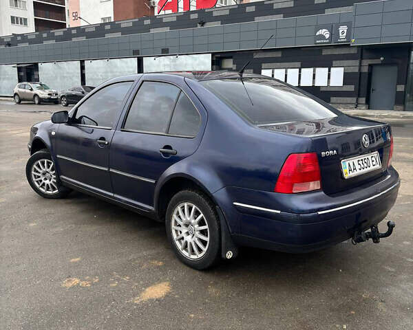 Синий Фольксваген Бора, объемом двигателя 1.6 л и пробегом 219 тыс. км за 2500 $, фото 1 на Automoto.ua