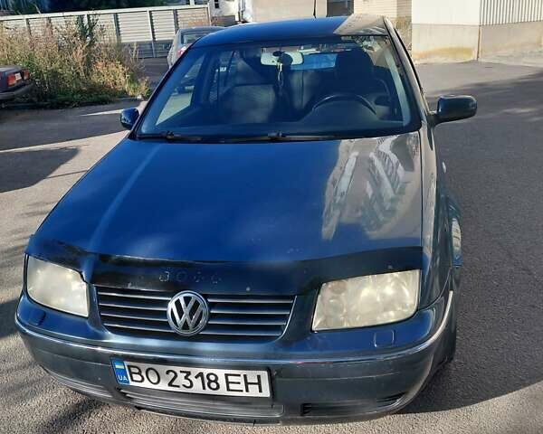 Синій Фольксваген Бора, об'ємом двигуна 1.6 л та пробігом 194 тис. км за 4200 $, фото 1 на Automoto.ua