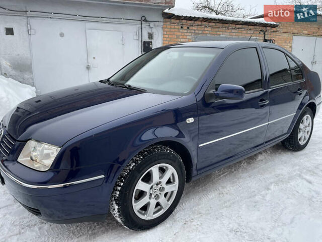 Синий Фольксваген Бора, объемом двигателя 1.6 л и пробегом 232 тыс. км за 5200 $, фото 1 на Automoto.ua