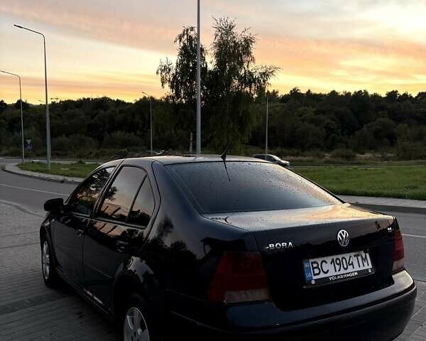 Синій Фольксваген Бора, об'ємом двигуна 1.6 л та пробігом 326 тис. км за 3300 $, фото 1 на Automoto.ua