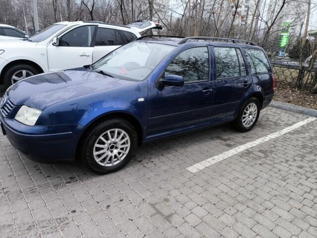 Синій Фольксваген Бора, об'ємом двигуна 1.6 л та пробігом 242 тис. км за 4650 $, фото 1 на Automoto.ua