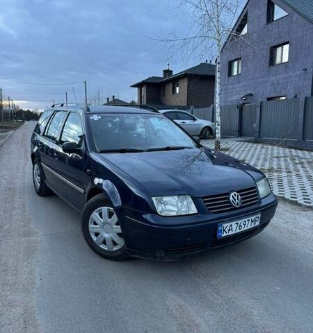 Синий Фольксваген Бора, объемом двигателя 1.9 л и пробегом 456 тыс. км за 3500 $, фото 1 на Automoto.ua