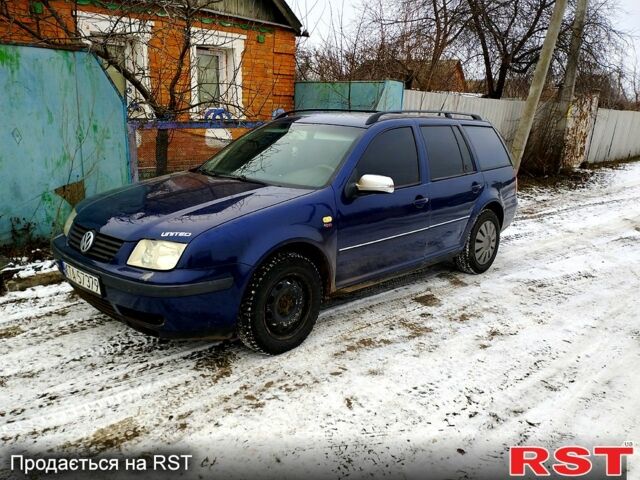 Синій Фольксваген Бора, об'ємом двигуна 1.9 л та пробігом 400 тис. км за 2500 $, фото 1 на Automoto.ua