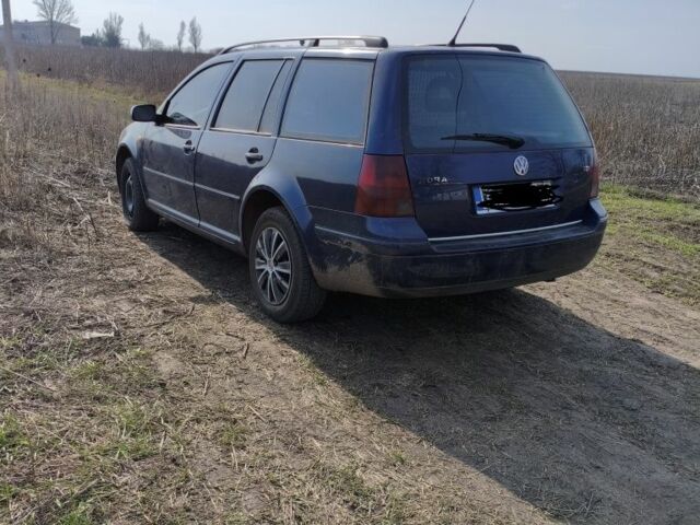 Синий Фольксваген Бора, объемом двигателя 1.9 л и пробегом 400 тыс. км за 2800 $, фото 1 на Automoto.ua